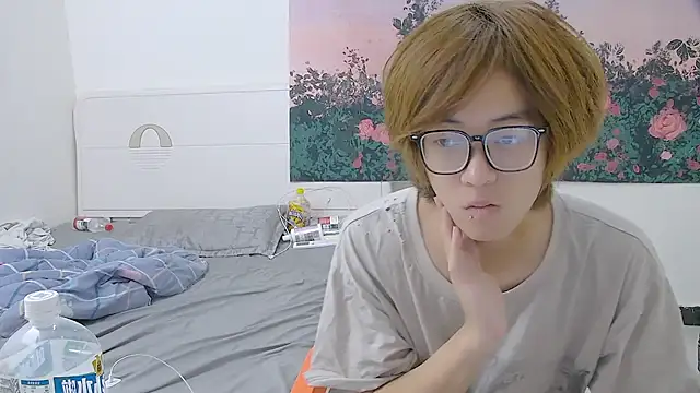 buding-001 online show from 06/26/26, 11:25