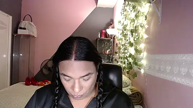 Snapshot of choquitolove1 chatting on 04/07/26, 01:17 choquitolove1 online show from 04/07/26, 01:17