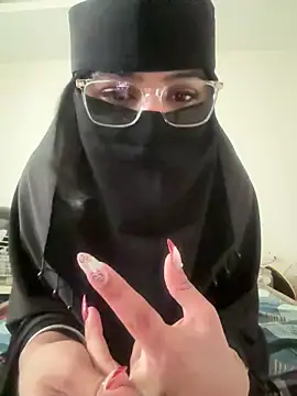 Snapshot of karandeep_kaur_isback chatting on 03/25/26, 07:14 karandeep kaur isback online show from 03/25/26, 07:14