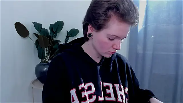 Snapshot of Jesika_hotty chatting on 03/24/26, 01:16 Jesika hotty online show from 03/24/26, 01:16