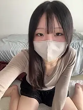 momo chi o0 online show from 04/28/26, 05:12