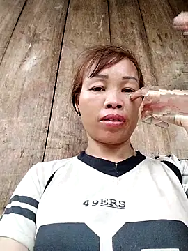 Ely-cute2k online show from 04/23/26, 07:41