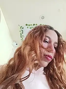 Snapshot of ValerieWoodsl chatting on 05/18/26, 06:36 ValerieWoodsl online show from 05/18/26, 06:36
