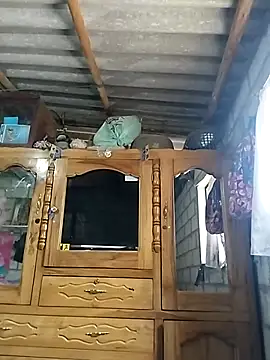 Snapshot of vrlarga chatting on 03/24/26, 04:01 vrlarga online show from 03/24/26, 04:01