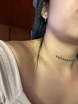 Violetaa pink18 online show from 05/12/26, 02:25