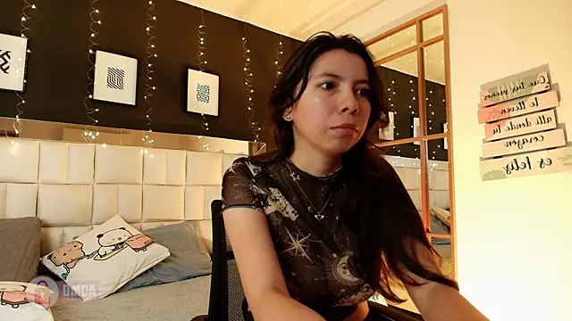 Snapshot of sunnie_windel chatting on 03/25/26, 03:40 sunnie windel online show from 03/25/26, 03:40