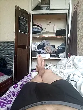 Snapshot of idris06 chatting on 03/26/26, 02:33 idris06 online show from 03/26/26, 02:33