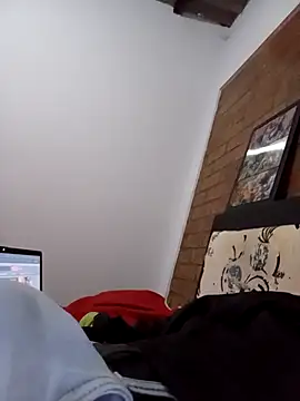 Snapshot of lat99005 chatting on 03/25/26, 02:56 lat99005 online show from 03/25/26, 02:56