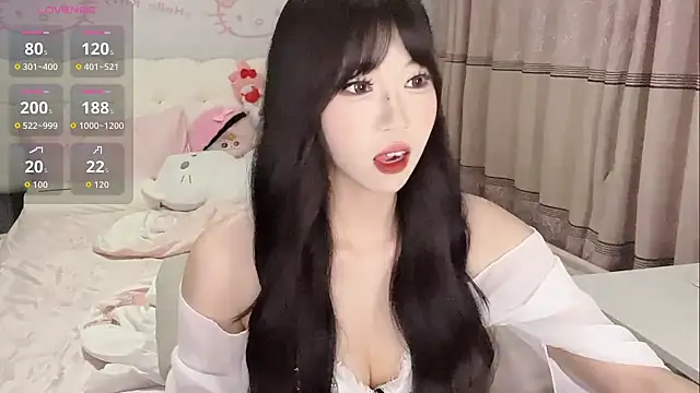 Snapshot of YINUO-QJ chatting on 05/22/26, 02:33 YINUO-QJ online show from 05/22/26, 02:33
