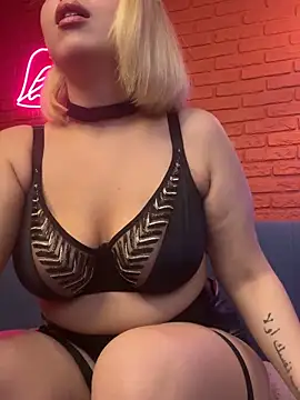 angelic coy online show from 04/22/26, 12:39