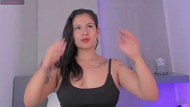 Snapshot of aurarosse_ chatting on 03/25/26, 12:22 aurarosse online show from 03/25/26, 12:22