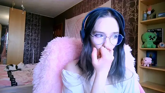 baby onface online show from 04/28/26, 08:52