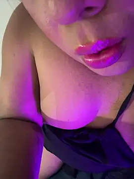 NicoleBBigAss online show from 06/30/26, 03:51