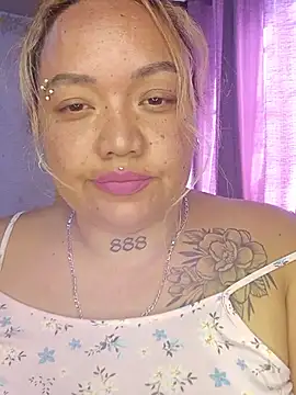 Snapshot of franchesca888 chatting on 04/06/26, 06:42 franchesca888 online show from 04/06/26, 06:42