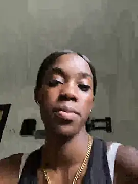 Snapshot of Lysii chatting on 04/09/26, 10:37 Lysii online show from 04/09/26, 10:37