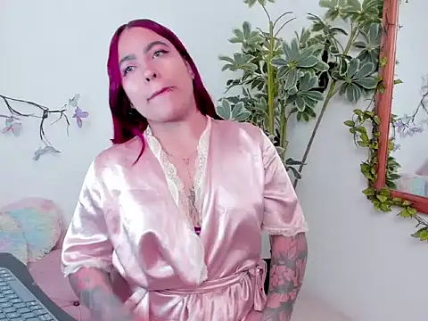 Snapshot of AfroditaVega_ chatting on 03/25/26, 05:41 AfroditaVega online show from 03/25/26, 05:41