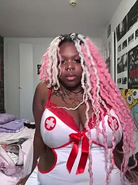 Snapshot of Nyla_xox chatting on 04/01/26, 09:56 Nyla xox online show from 04/01/26, 09:56