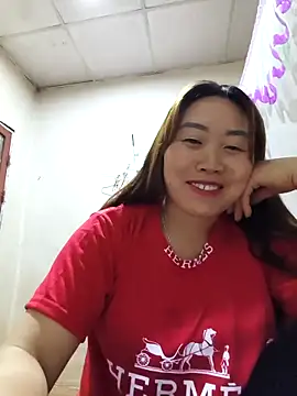 Snapshot of he-se-kin chatting on 04/21/26, 05:58 he-se-kin online show from 04/21/26, 05:58