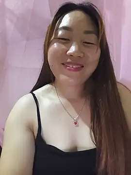Snapshot of he-se-kin chatting on 06/03/26, 02:33 he-se-kin online show from 06/03/26, 02:33