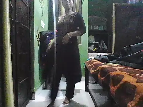 Snapshot of x_rani chatting on 03/25/26, 04:57 x rani online show from 03/25/26, 04:57