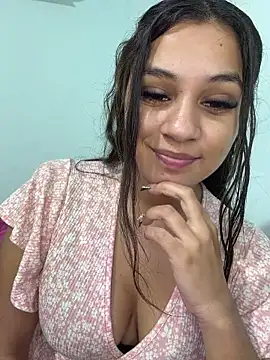 Snapshot of Colochitapupy chatting on 04/23/26, 03:52 Colochitapupy online show from 04/23/26, 03:52