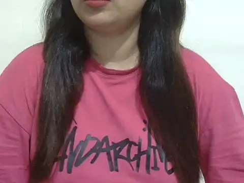 Snapshot of shivi_jaan chatting on 05/24/26, 04:23 shivi jaan online show from 05/24/26, 04:23
