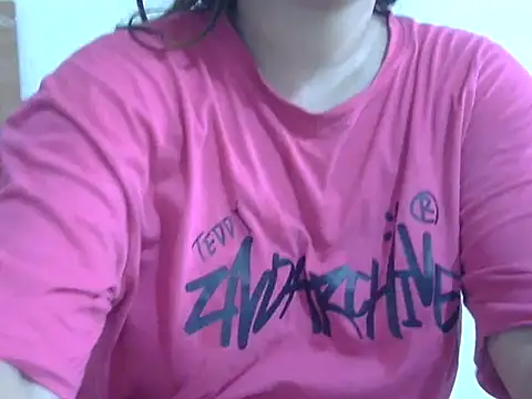 Snapshot of shivi_jaan chatting on 06/11/26, 04:10 shivi jaan online show from 06/11/26, 04:10