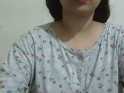 Snapshot of shivi_jaan chatting on 07/06/26, 05:37 shivi jaan online show from 07/06/26, 05:37