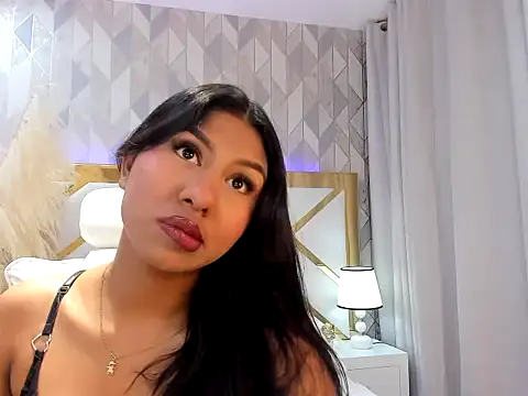 Daphnie Foxx online show from 05/02/26, 11:43
