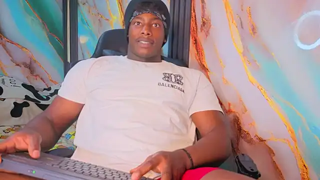maxmuscle10 online show from 05/25/26, 03:07