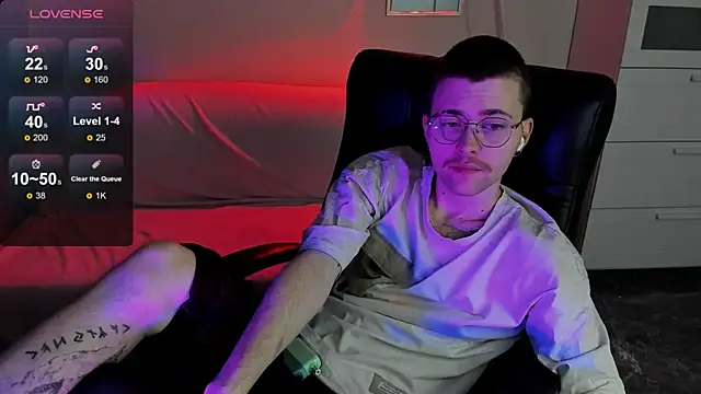 Thomas Norton online show from 04/17/26, 08:56