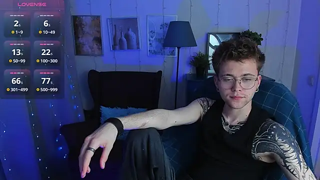 Snapshot of Thomas_Norton chatting on 06/27/26, 08:47 Thomas Norton online show from 06/27/26, 08:47