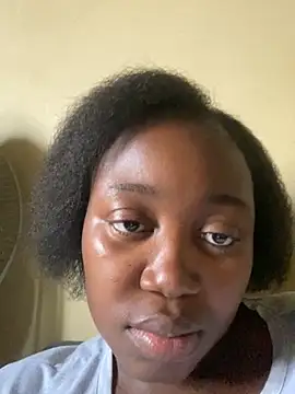 Snapshot of ebonydiva10 chatting on 03/25/26, 02:01 ebonydiva10 online show from 03/25/26, 02:01