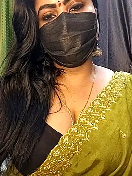 Snapshot of Anushka_flower chatting on 06/03/26, 02:33 Anushka flower online show from 06/03/26, 02:33