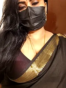 Snapshot of Anushka_flower chatting on 06/06/26, 12:32 Anushka flower online show from 06/06/26, 12:32