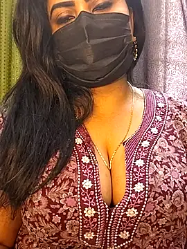 Snapshot of Anushka_flower chatting on 06/11/26, 03:15 Anushka flower online show from 06/11/26, 03:15