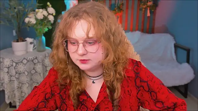 Snapshot of SaraSweetness chatting on 03/26/26, 10:32 SaraSweetness online show from 03/26/26, 10:32