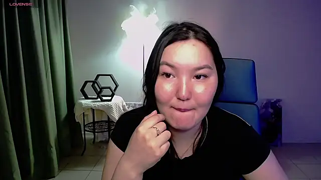 CamilaMartiez online show from 06/19/26, 12:09