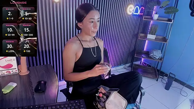 Snapshot of Luna_roose1 chatting on 04/19/26, 12:26 Luna roose1 online show from 04/19/26, 12:26