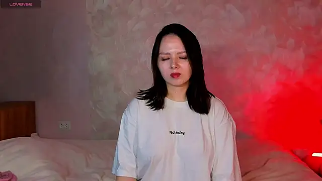 Snapshot of miss_teasee chatting on 04/19/26, 10:14 miss teasee online show from 04/19/26, 10:14