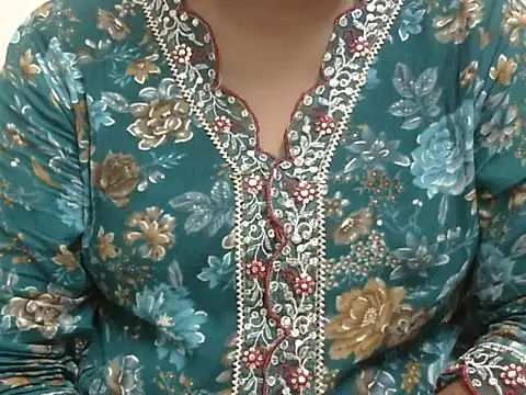 Snapshot of Sana_Khaan chatting on 03/26/26, 11:16 Sana Khaan online show from 03/26/26, 11:16