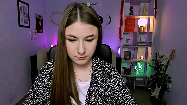 Snapshot of luna_wisper chatting on 04/03/26, 01:20 luna wisper online show from 04/03/26, 01:20