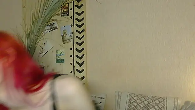 Kirana Hayes online show from 05/11/26, 04:04
