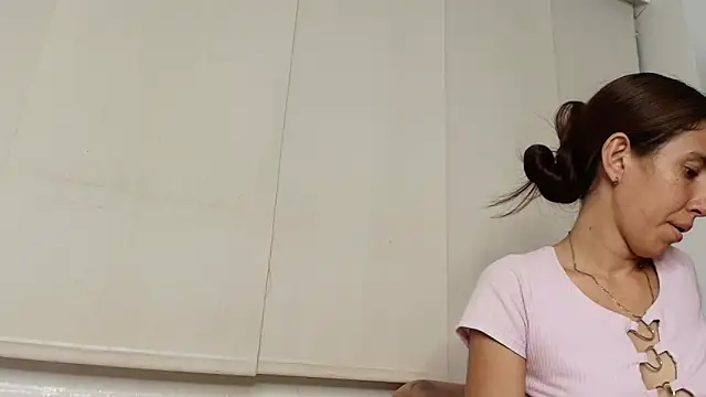 alix rada online show from 05/04/26, 07:10
