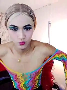 Snapshot of Alejandra_and_James_ chatting on 04/30/26, 01:34 Alejandra and James online show from 04/30/26, 01:34