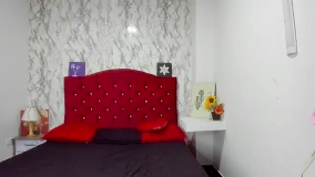 Snapshot of Alejandra_and_James_ chatting on 05/03/26, 11:16 Alejandra and James online show from 05/03/26, 11:16