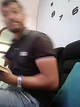 Snapshot of Bruce_Wayne188 chatting on 03/27/26, 12:16 Bruce Wayne188 online show from 03/27/26, 12:16