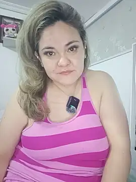 Natashablade   online show from 06/11/26, 01:27