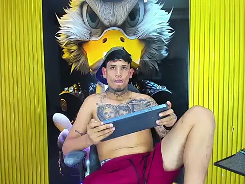 Snapshot of Winsord_Bigcock chatting on 03/26/26, 08:47 Winsord Bigcock online show from 03/26/26, 08:47