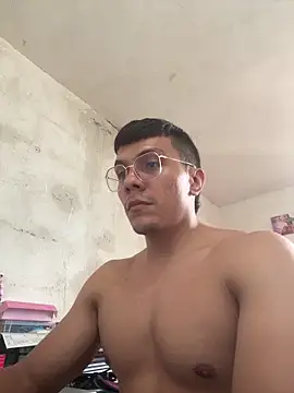 Snapshot of Dan1906 chatting on 03/30/26, 07:48 Dan1906 online show from 03/30/26, 07:48